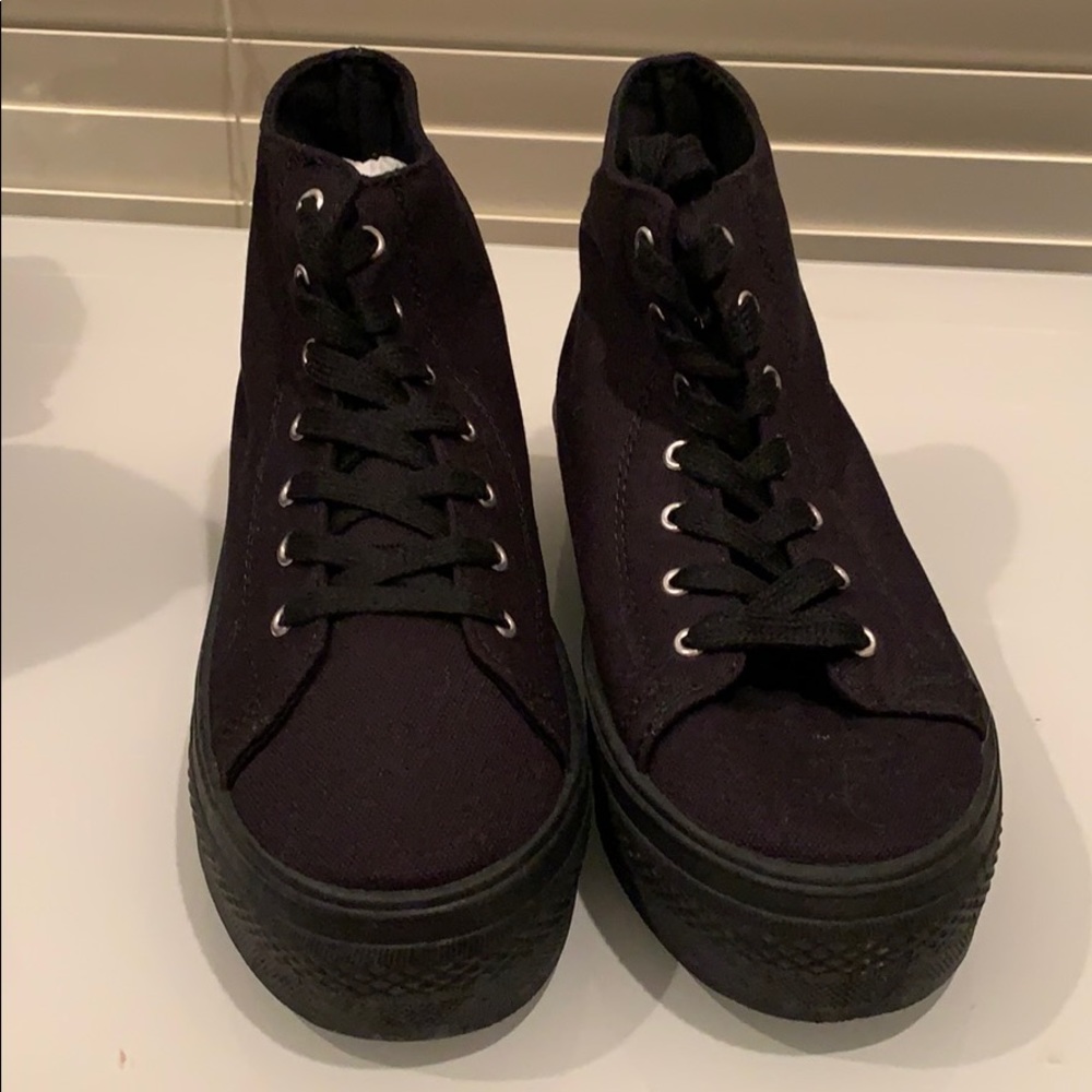Black Platform Lace Up Sneakers